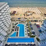 Infinity By Sea Apartment Beach Resort - Parking