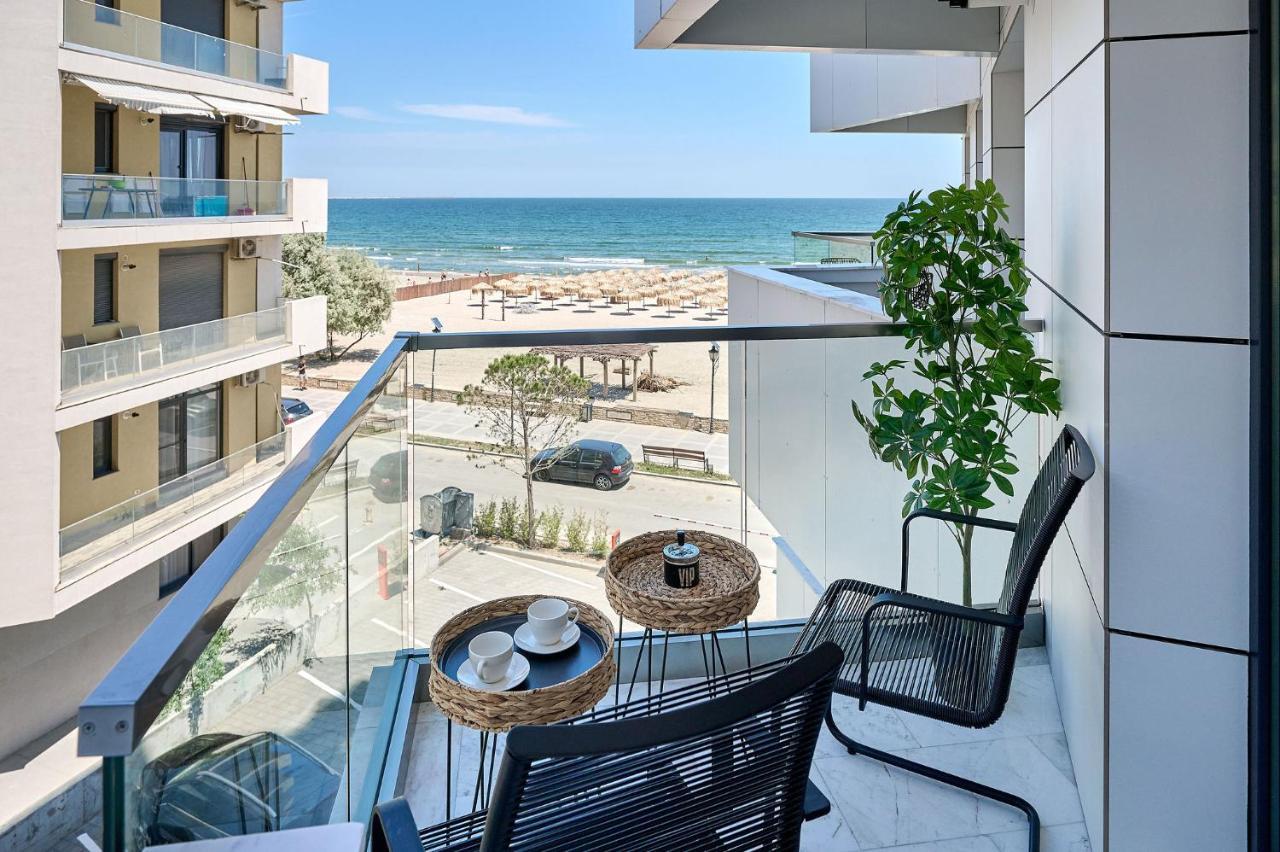 Infinity By Sea - Parking *